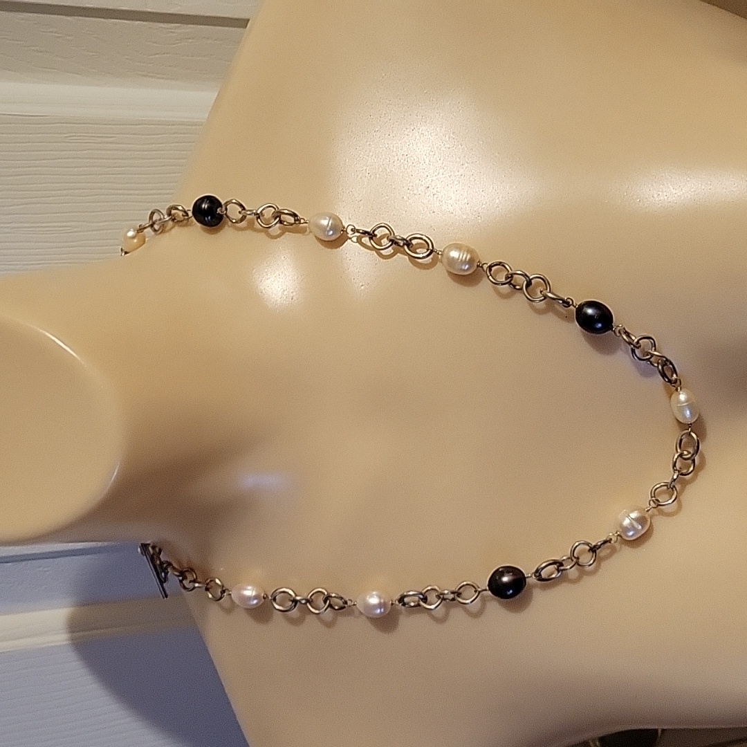 Silver Chain Necklace Preowned